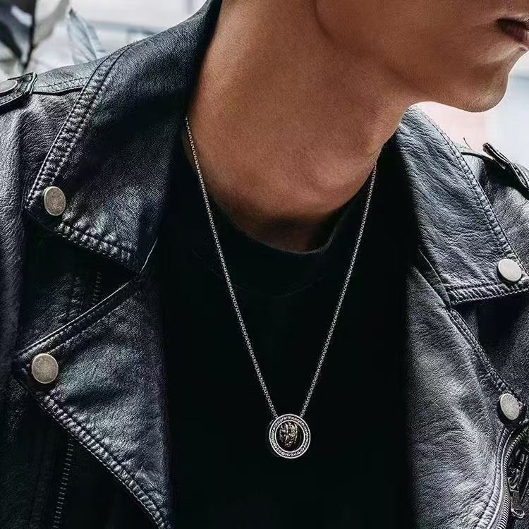 Pisces necklace with double rings to attract wealth + pendant