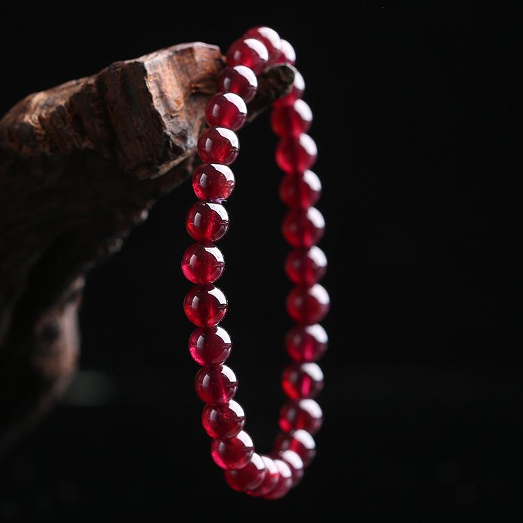 Bracciale con pietra di granato rosso - Ravviva la tua passione e il tuo amore